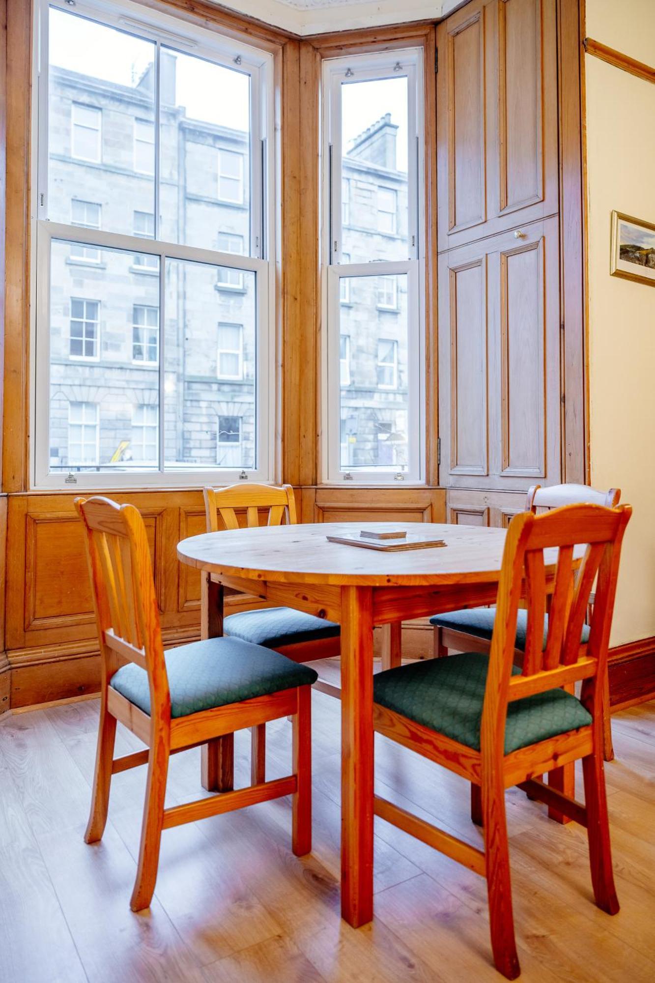 Beautiful Spacious Ground Floor Newington Flat Edimburgo Esterno foto
